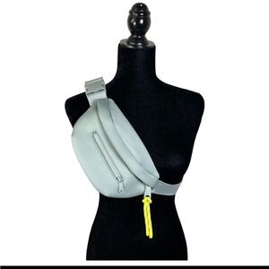 Dagne Dover ace Danny pack